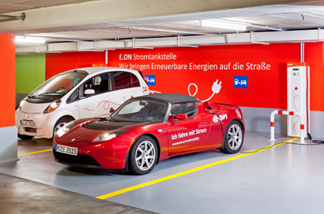 Nuevas estaciones de recarga de vehículos eléctricos  en parkings públicos de Munich.