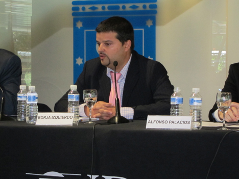 Borja Izquierdo durante su participación en la mesa redonda del evento Smart Cities 2012, de IDC