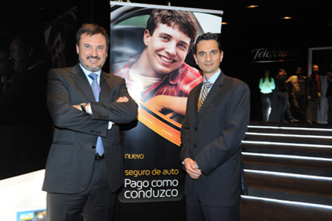 En la imagen de izquierda a derecha: Jaime Anchústegui, Consejero Delegado de Generali España, y Carlos Morales, Director General de la Unidad Global M2M y Cloud de Telefónica Digital.