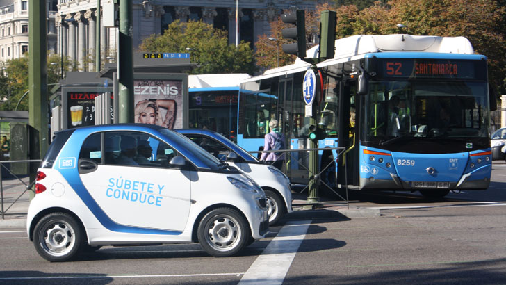 Vehículos eléctricos de car2go en su presentación en Madrid