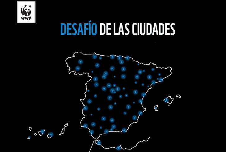 Mapa de España con puntos iluminados representando a las ciudades, claves para WFF, en la lucha contra el cambio climático