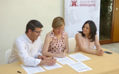 Firma del convenio entre Ontinyent y Gobierno de Valencia para la Regeneración Urbana de su casco histórico