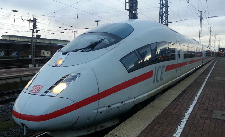 Pruebas de redes LTE para soluciones de tren de velocidades de hasta 200 km. Tren de alta velocidad