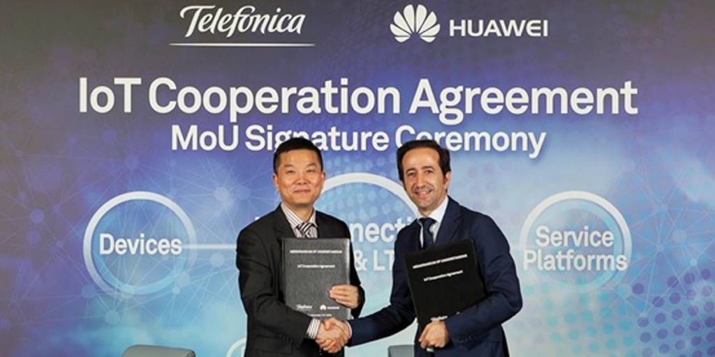 Acuerdo para desarrollar la Banda Estrecha de Internet de las Cosas (BN-IoT) en Europa y América Latina, firmado por responsables de Huawei y Telefónica.