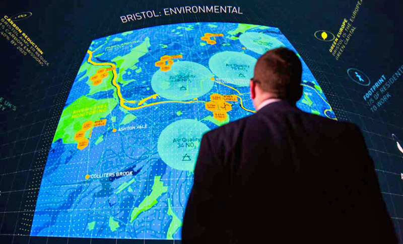 La gestión de datos mediante técnicas Big Data permite obtener información sobre la ciudad, que además se hace pública para los ciudadanos.