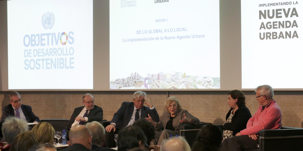 La aplicación de la Nueva Agenda Urbana en las ciudades españolas se debatió con los alcaldes de Madrid, Barcelona y Valencia, junto a Joan Clos.