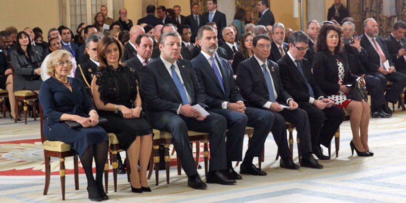 El rey Felipe VI, junto a otras autoridades, presidió el lanzamiento del Año Internacional del Turismo Sostenible para el Desarrollo en Madrid.