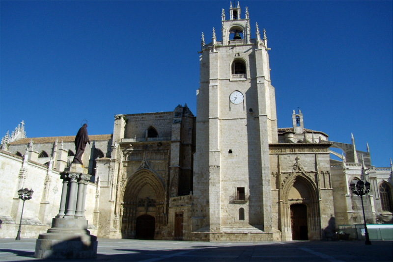 Catedral de Palencia, única ciudad que participa en el proyecto mySMARTLife que une economía y ciudadanos inteligentes para ciudades sostenibles.