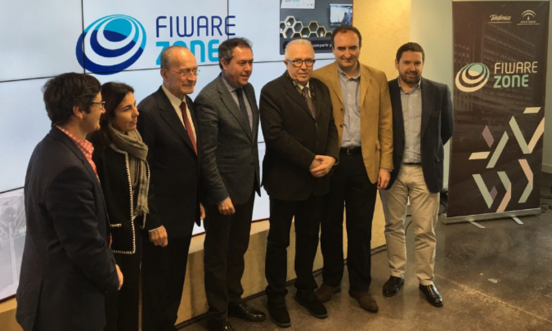 Representantes de Junta de Andalucía, Fundación FIWARE, Telefónica, Sevilla y Málaga inauguran los centros de investigación en desarrollos smart city.