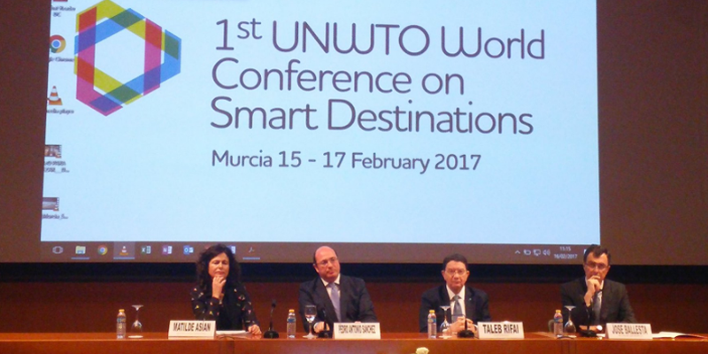 Apertura del I Congreso Mundial de Destinos Turísticos Inteligentes organizado por la Organización Mundial del Turismo en Murcia.