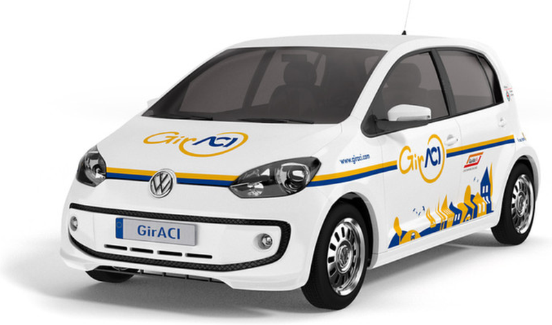 Coche de GuidaMi ofrece servicio carsharing y de coche eléctrico en Italia y ha sido adquirida por el Grupo Europcar.