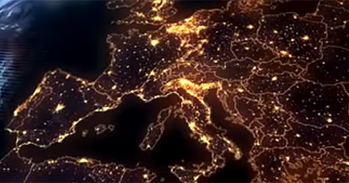 Mapa de Europa nocturno con la iluminación de los países, para ilustrar el informe de la UE sobre el Estado de la Unión de la Energía que se muestra optimista en su evolución hacia la transición energética