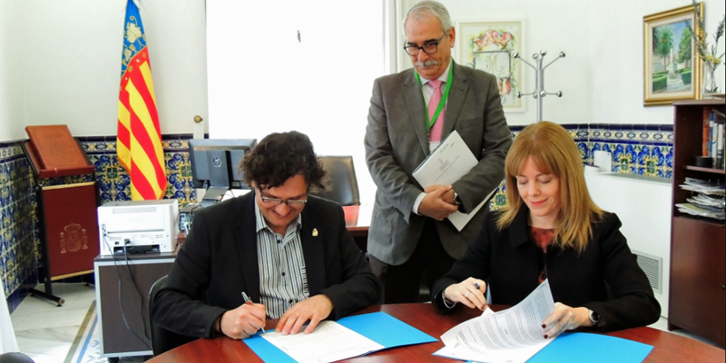 Meliana ha firmado un convenio con la Generalitat Valenciana para servirse de Red de Comunicaciones Móviles Digitales de Emergencias y Seguridad, que además amplía su cobertura.