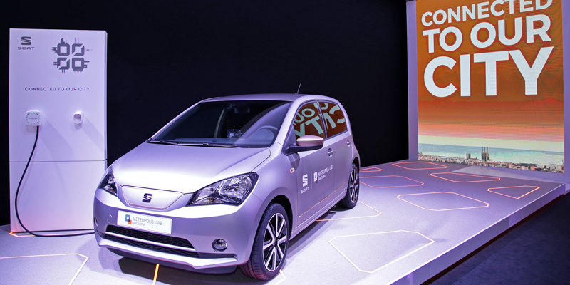 El prototipo de coche eléctrico de SEAT es el eMii y será probado en Barcelona mediante un servicio de carsharing. La marca también presentó sus novedades en coche conectado.