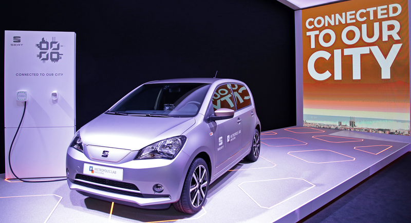 El prototipo de coche eléctrico de SEAT es el eMii y será probado en Barcelona mediante un servicio de carsharing. La marca también presentó sus novedades en coche conectado.