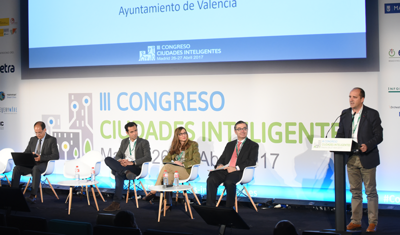 Ramón Ferri, del Ayuntamiento de Valencia, explicó el proceso de consolidación de la plataforma VLCi en la gestión de la ciudad.