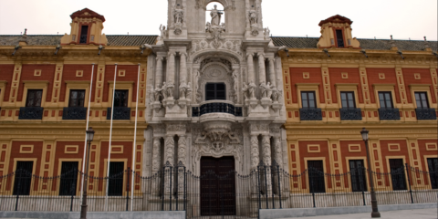 El BEI concede un préstamo de 217 millones a Andalucía para I+D, renovables y transporte sostenible