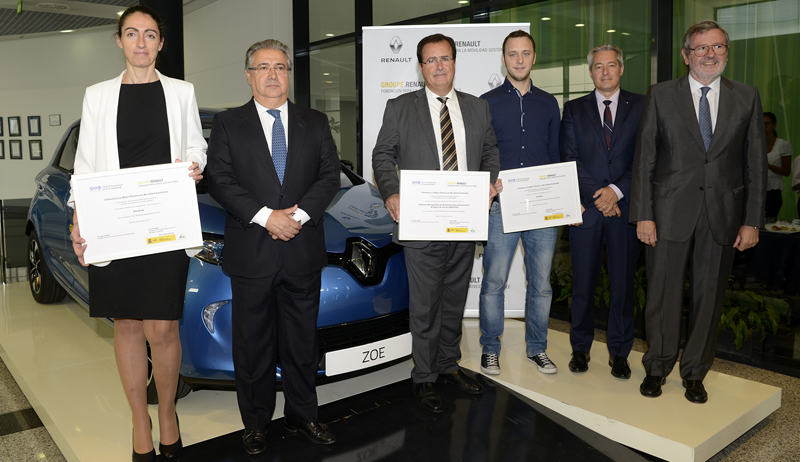 Entrega de los V Premios a la Mejor Práctica en Movilidad Sostenible de la Fundación Renault, en la que participó el ministro de Interior, Juan Ignacio Zoido.