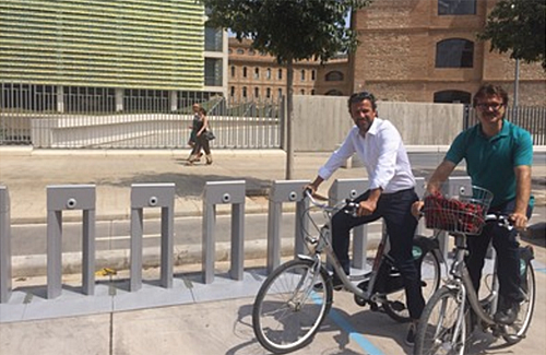 La primera estación intermodal de bicicletas de Valencia se sitúa en el complejo 9 de Octubre. 