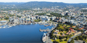 Figura 1. Panorámica de la ciudad de Oslo, es la capital, y la ciudad más poblada, de Noruega, además de ser su centro político, económico y cultural.