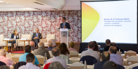 Indicadores y metodología de evaluación de Ciudades Inteligentes se debaten en Santander