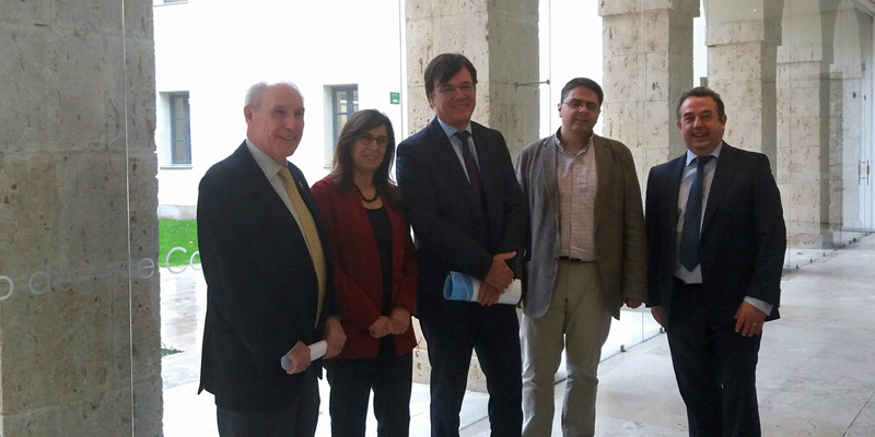 Equipo participante en la presentación Aquamundam, en Valladolid, el sistema de gestión inteligente del agua dirigido pequeñas poblaciones.