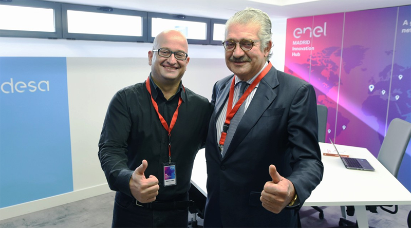 Ernesto Ciorra, director general de Innovación y Sostenibilidad de Enel, y José Bogas, consejero delegado de Endesa, durante la apertura del centro de innovación en energía e IoT para start ups en Madrid.