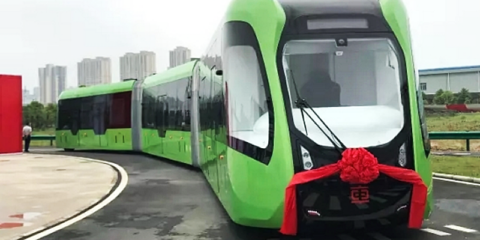 Un tren eléctrico sin raíles con sensores circulará por el centro de la ciudad china de Zhuzhou