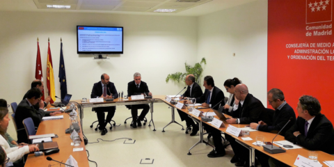 La Comunidad de Madrid planifica puntos de recarga en entornos urbanos y corredores