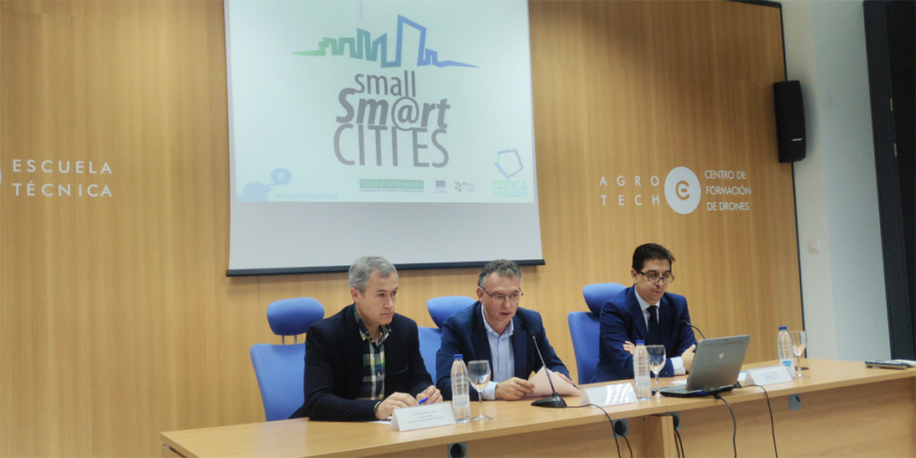 Presentación en la que se anunció la creación de una oficina permanente para impulsar proyectos relacionados con el desarrollo de proyectos smart city en Extremadura el próximo año.