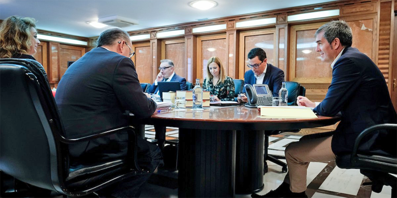 Consejo de Gobierno de Canarias. Se destinará un 64% del presupuesto de I+D+i de los Fondos de Desarrollo de Canarias a proyectos de servicios digitales, e-gobierno y conectividad.