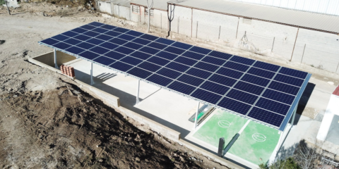 Alcoy ilumina sus polígonos con energía solar e instala puntos de recarga eléctrica