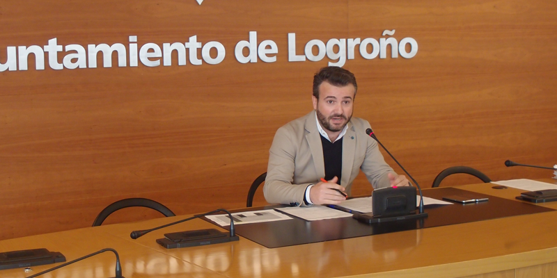 El concejal Manuel Peiró explicó que el número de trámites llevados a cabo por los ciudadanos a través de la sede electrónica del Ayuntamiento de Logroño pasó de menos de 20.000 en 2016 a más de 32.000 en 2017.