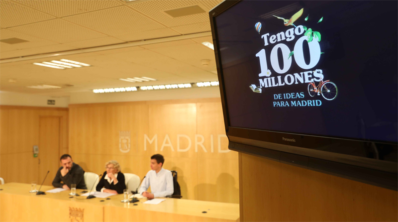 Presentación de la nueva edición de presupuestos participativos del Ayuntamiento de Madrid que destina 100 millones de euros para financiar proyectos presentados en la plataforma Decidemadrid por los vecinos de la ciudad.
