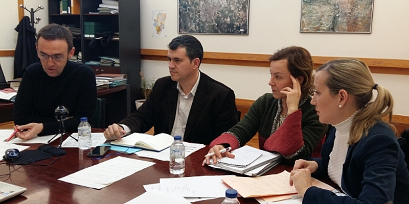Primera reunión del grupo de trabajo encargado de definir los criterios que determinar una Comunidad Autónoma Inteligente. El gropo está formado por miembros del Gobierno de Aragón, Castilla-La Mancha, Castilla-León y La Rioja.