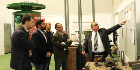 Una start up de Valencia crea un punto de información que limpia el aire y envía datos en tiempo real