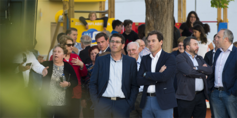 Los 312 habitantes de La Granja de la Costera disponen de acceso a conexión wifi pública en su avenida principal