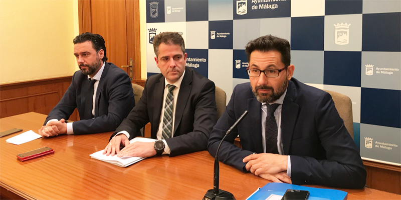 Rueda de prensa en la que representantes del Ayuntamiento de Málaga explicaron el proyecto Smart-Patio.