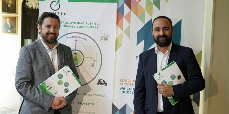 El Concejal de Innovación de Málaga, Mario Cortés, junto al director gerente de Promálaga, Francisco Salas, presentaron el proyecto Elviten, por el que la ciudad probará vehículos eléctricos ligeros.