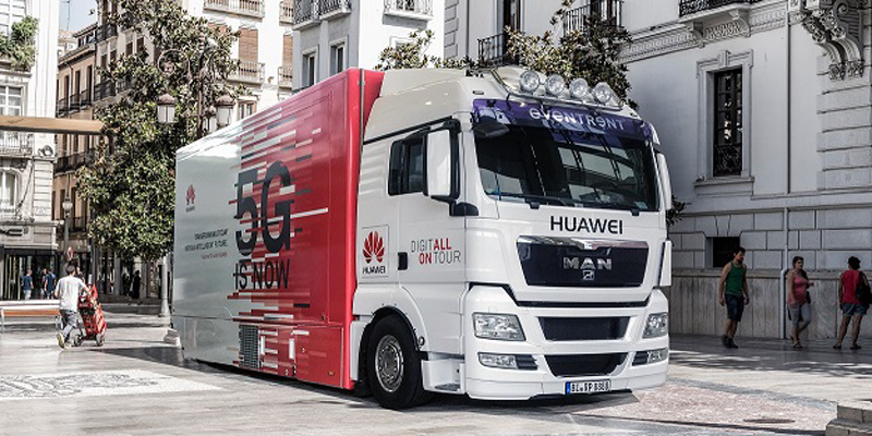El centro de demostraciones itinerante de Huawei visitó Sevilla la semana pasada, dentro de su ruta para los próximos tres meses a lo largo de diez países.
