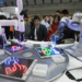 Presentan una interfaz estandarizada que facilita el manejo de robots colaborativos