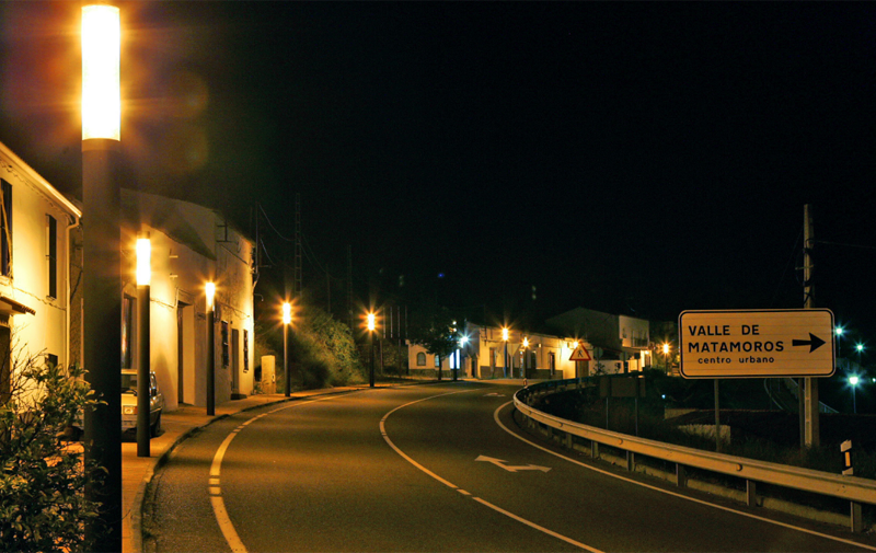 Luminarias LED instaladas en uno de los pueblos de la provincia de Badajoz. 