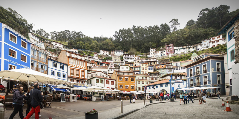 Asturias quiere desarrollarse como destino turístico inteligente, por lo que implementará un programa de inteligencia turística basado en la innovación. Foto: Cudillero