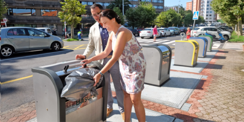 Santander renueva sus contenedores soterrados e incorpora tecnología para el control de llenado