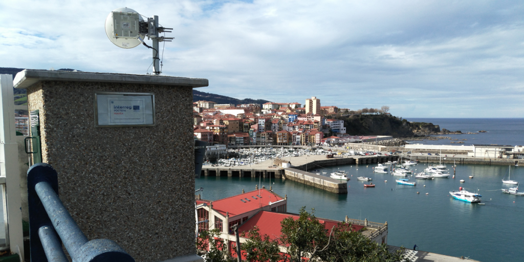 Playa de Bermeo, País Vasco, donde se aplica el sistema de videometría que permite generar patrones sobre el comportamiento de las corrientes, mejora la seguridad del baño y facilita la gestión inteligente de las playas.