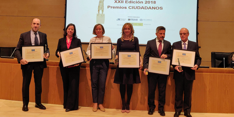 Premiados en la gala de los Premios Ciudadanos en la que el Grupo Thysenkupp recibió el Premio Ciudades Inteligentes 2018.