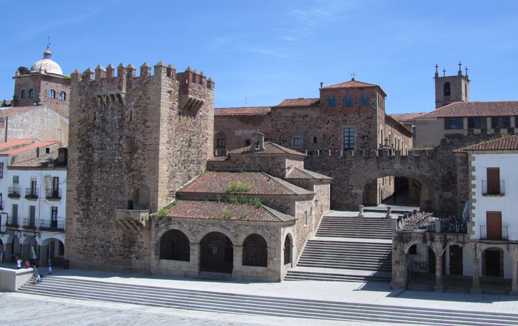 Centro histórico de Cáceres. El proyecto "Cáceres Patrimonio Inteligente" es un de los seleccionados en la II Convocatoria Ciudades Inteligentes de Red.es.