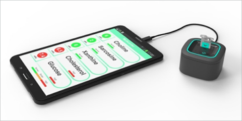 Un dispositivo portátil diagnostica múltiples enfermedades que se visualizan a través de una App móvil