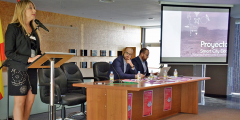 Elda presenta su proyecto smart city basado en aplicar la tecnología al turismo en la ciudad