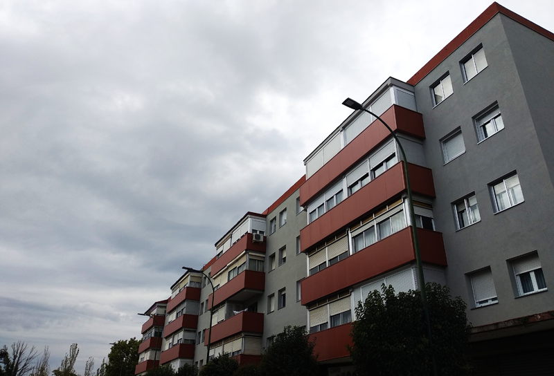 Conjunto de edificios del barrio de grupo FASA en Valladolid sobre los que el proyecto europeo de ciudad inteligente Remourban ha llevado a cabo trabajos de rehabilitación energética.